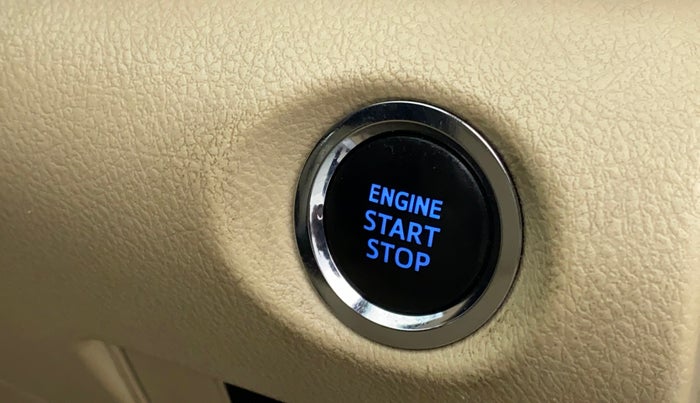 2018 Toyota YARIS VX CVT, Petrol, Automatic, 60,571 km, Keyless Start/ Stop Button