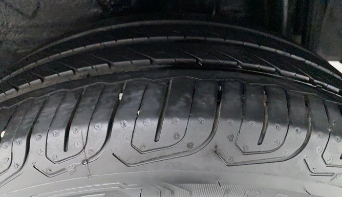 2018 Toyota YARIS VX CVT, Petrol, Automatic, 60,571 km, Left Rear Tyre Tread