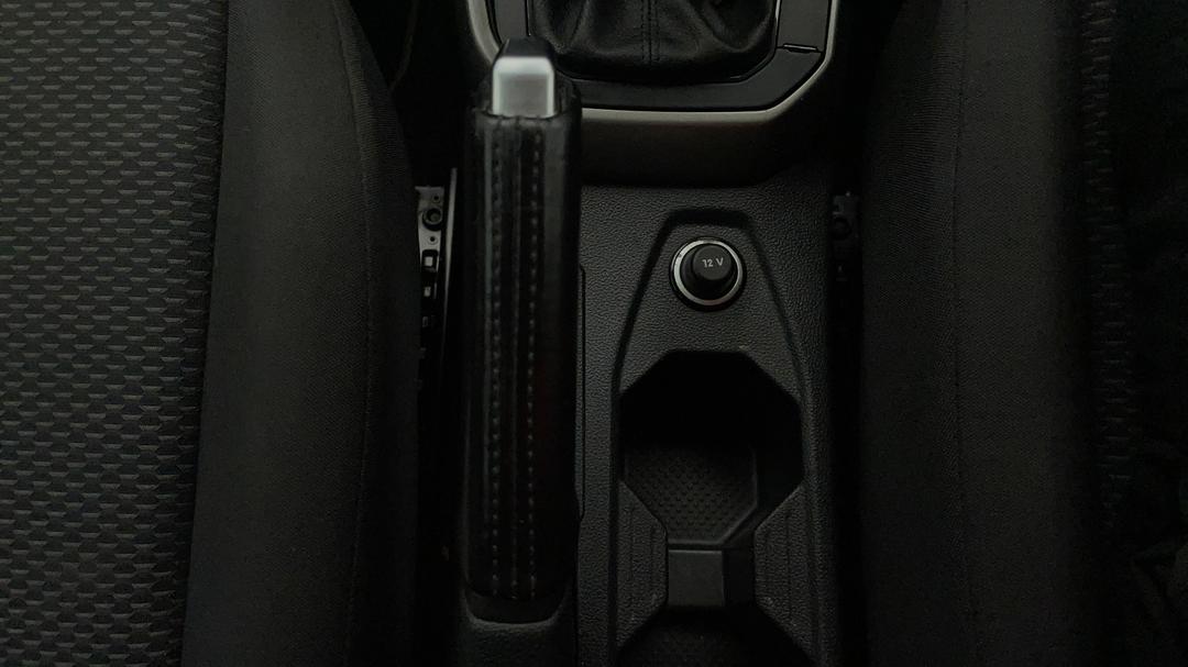 2019 Volkswagen Polo 70tsi Trendline, Manual, 62975 km, Handbrake