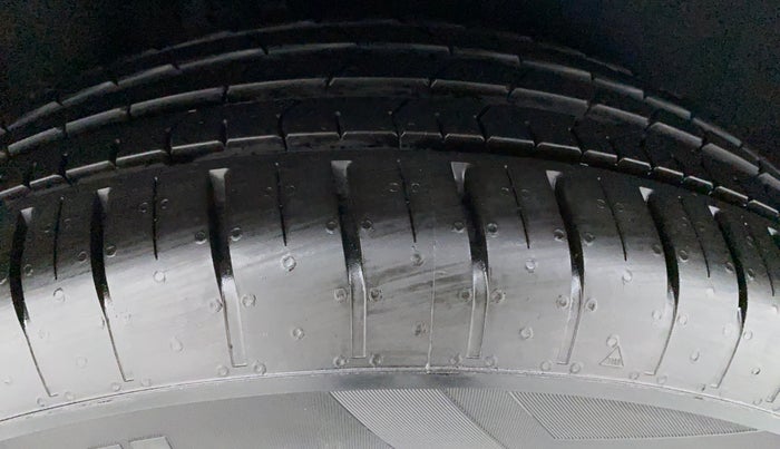 2018 Ford Ecosport 1.5 TITANIUM TI VCT, Petrol, Manual, 33,669 km, Right Rear Tyre Tread