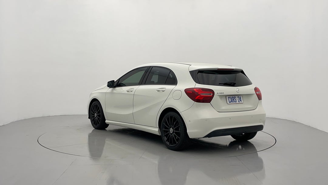 Left Back Diagonal (45- Degree) View