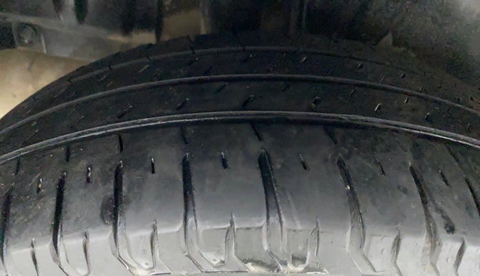 2019 Maruti Ertiga VXI SHVS, Petrol, Manual, 38,667 km, Right Rear Tyre Tread