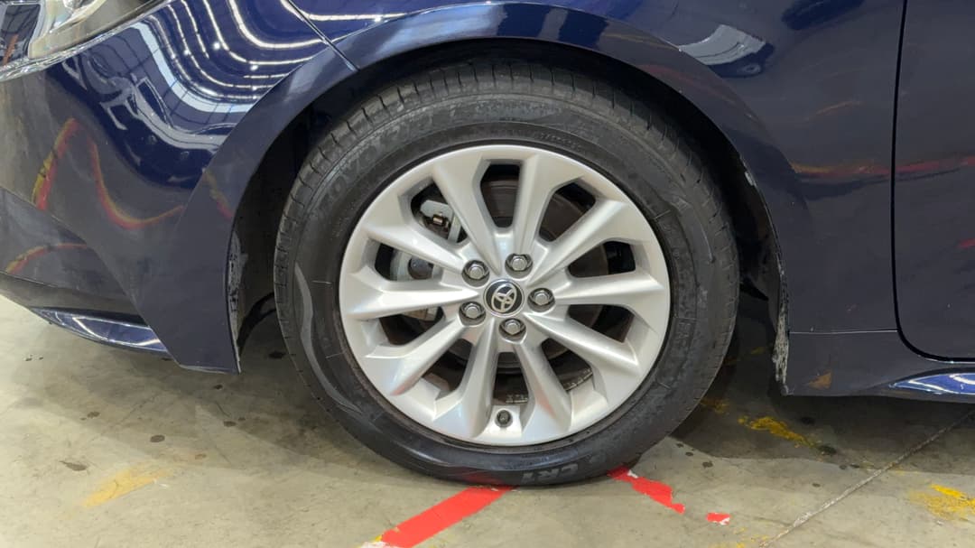 2021 Toyota Corolla Ascent Sport, Automatic, 91579 km, Left Front Wheel