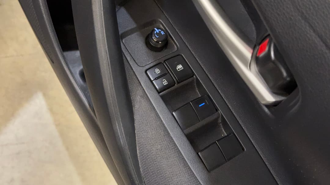 2021 Toyota Corolla Ascent Sport, Automatic, 91579 km, Drivers Side Door Panel Controls