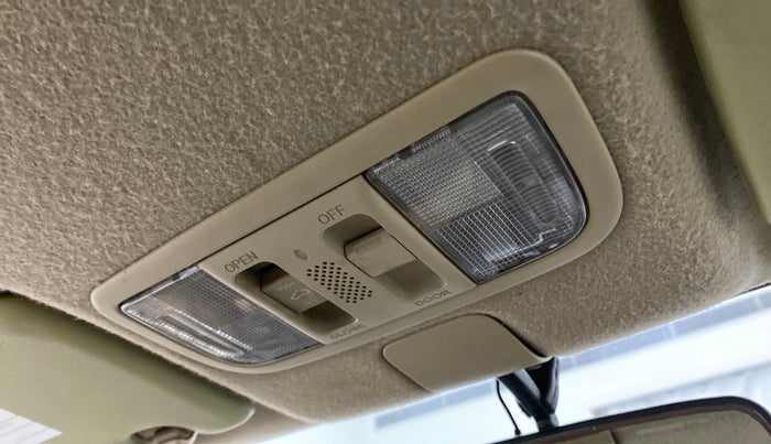 2012 Honda City V AT SUNROOF, Petrol, Automatic, 94,687 km, Ceiling - Roof light/s not working