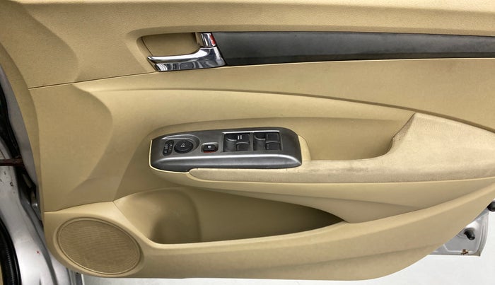 2012 Honda City V AT SUNROOF, Petrol, Automatic, 94,687 km, Driver Side Door Panels Control