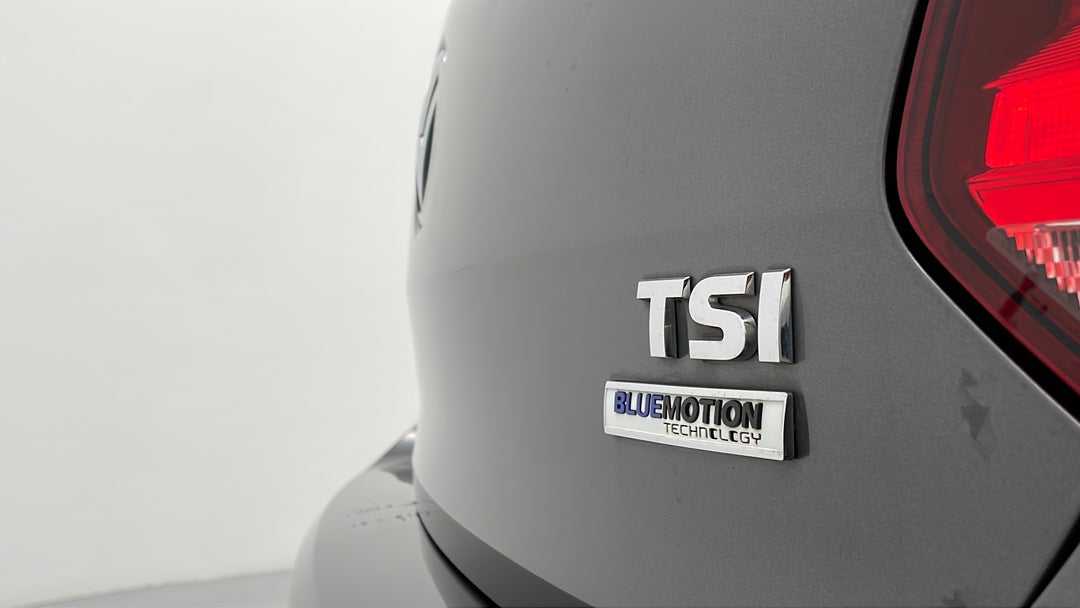 Badge (Boot Right Side)