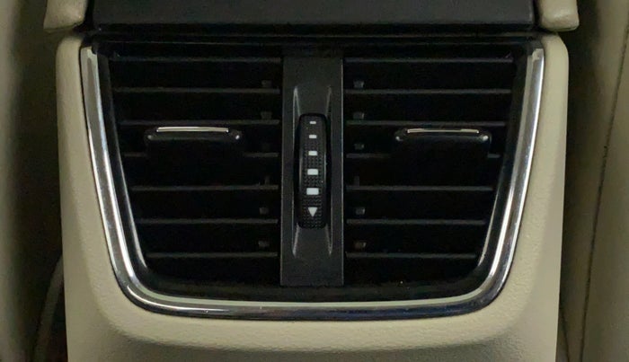 2017 Skoda Octavia L&K 1.8 TSI AT, Petrol, Automatic, 58,930 km, Rear AC Vents