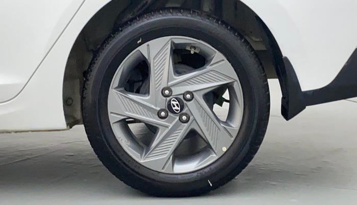 2020 Hyundai Verna SX DIESEL MT, Diesel, Manual, 26,204 km, Left Rear Wheel