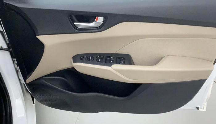 2020 Hyundai Verna SX DIESEL MT, Diesel, Manual, 26,204 km, Driver Side Door Panels Control