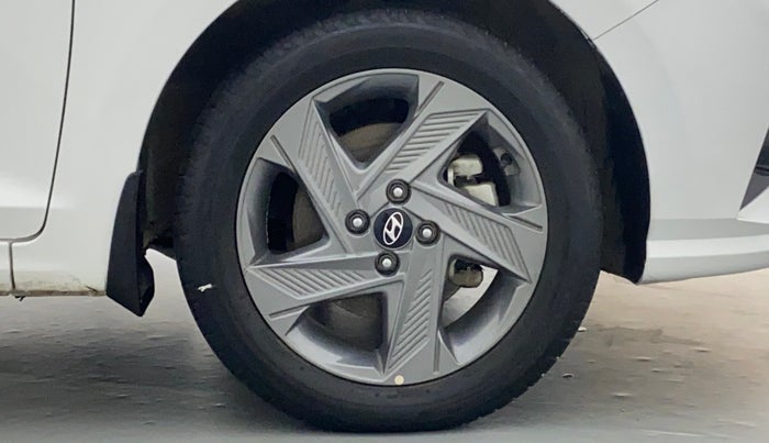 2020 Hyundai Verna SX DIESEL MT, Diesel, Manual, 26,204 km, Right Front Wheel