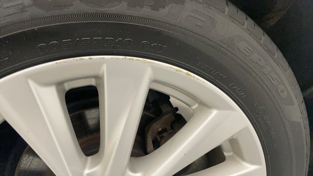 Wheels Rim Rear LHS Scuff