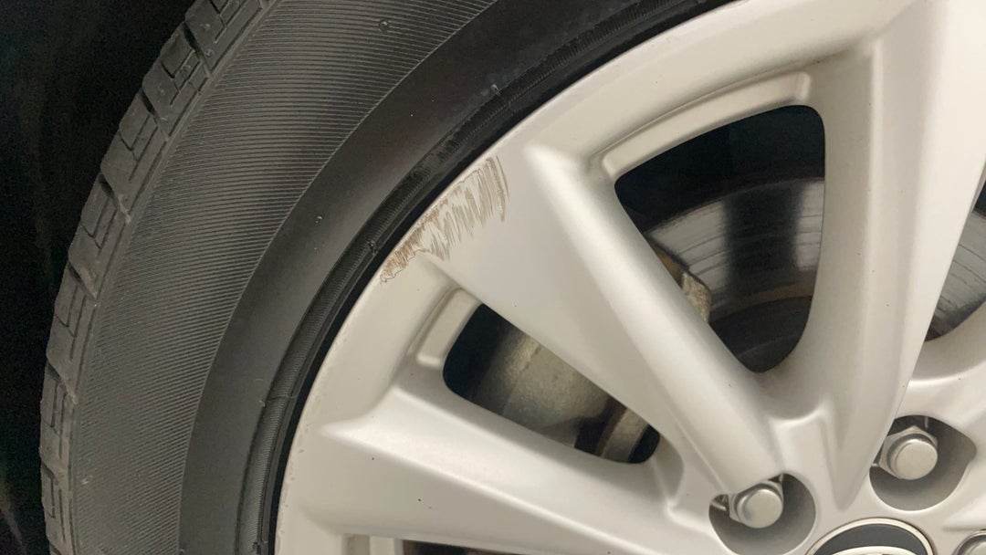 Wheels Rim Front LHS Scuff