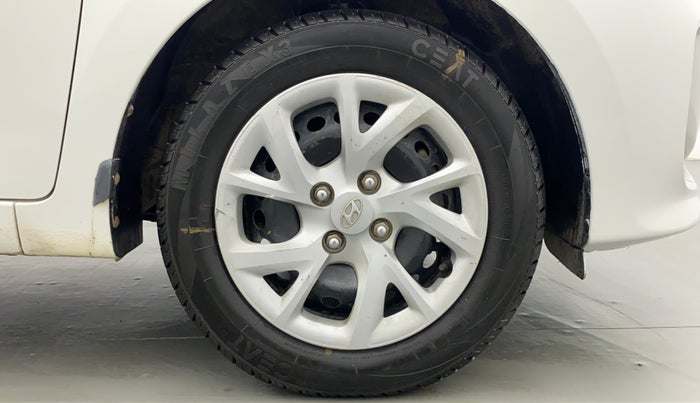 2018 Hyundai Grand i10 MAGNA 1.2 VTVT, Petrol, Manual, 31,297 km, Right Front Wheel