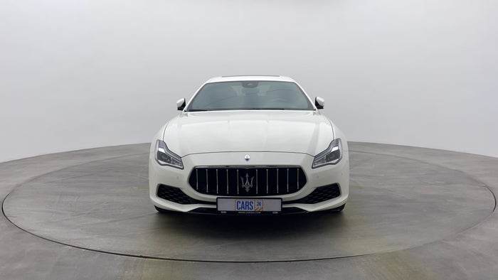Maserati Quattroporte-Front View
