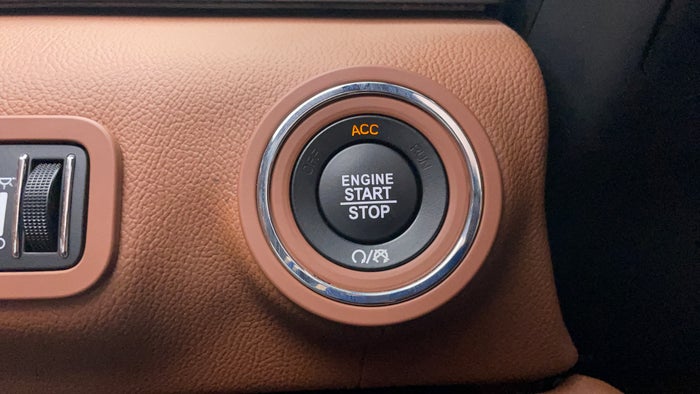 Maserati Quattroporte-Key-less Button Start