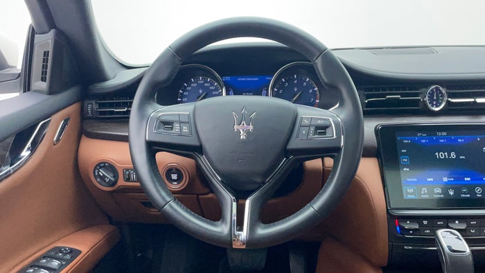 Maserati Quattroporte-Steering Wheel Close-up