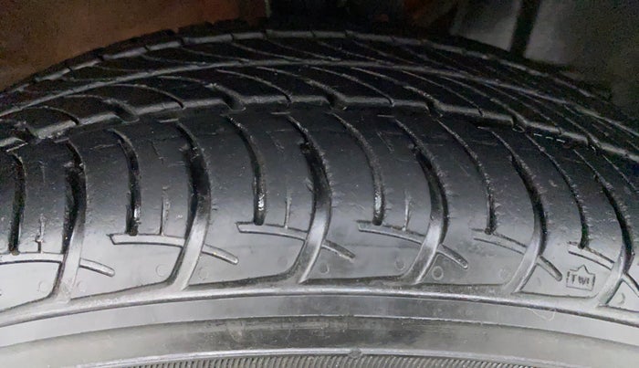 2019 Maruti New Wagon-R VXI 1.0, Petrol, Manual, 9,770 km, Right Front Tyre Tread