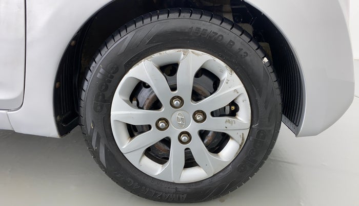 2014 Hyundai Eon MAGNA PLUS, Petrol, Manual, 47,097 km, Right Front Wheel