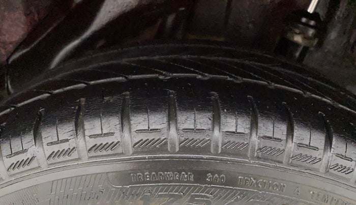 2012 Honda Brio S MT, CNG, Manual, 98,836 km, Left Rear Tyre Tread