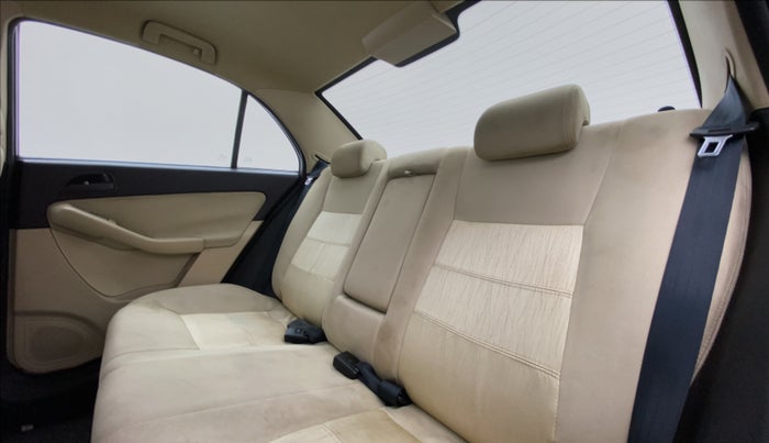 2012 Tata Manza ELAN QUADRAJET BS IV, Diesel, Manual, 87,136 km, Right Side Rear Door Cabin