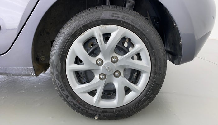 2019 Hyundai Grand i10 SPORTZ 1.2 KAPPA VTVT, Petrol, Manual, 45,926 km, Left Rear Wheel