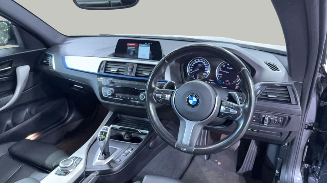 2018 BMW 2 20i M Sport, Automatic, 61514 km, Dashboard View