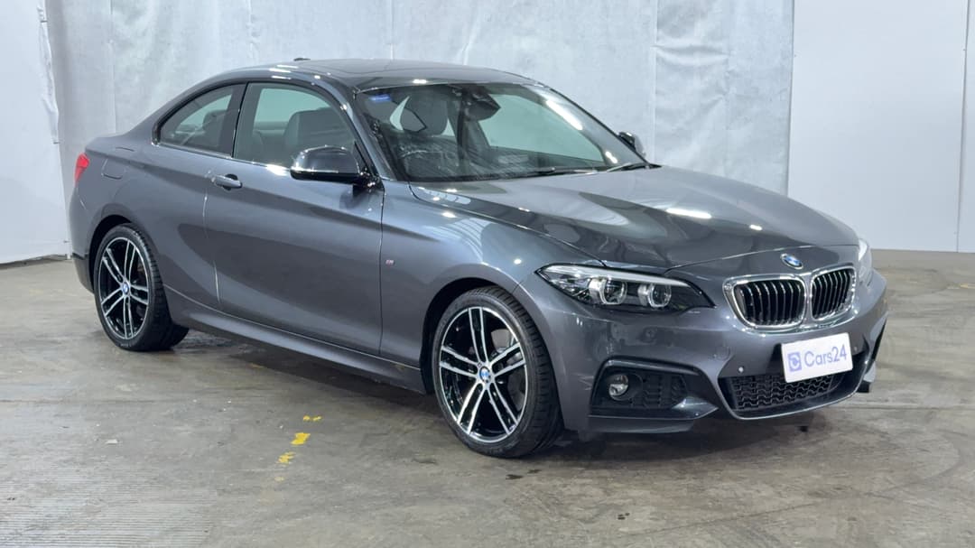 2018 BMW 2 20i M Sport, Automatic, 61514 km, Right Front Diagonal (45- Degree) View
