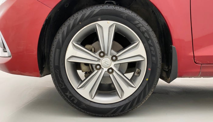 2018 Hyundai Verna 1.6 VTVT SX, Petrol, Manual, 32,982 km, Left Front Wheel