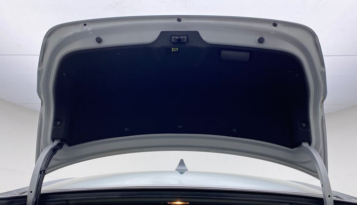 2019 Hyundai New Elantra SX PETROL AT, Petrol, Automatic, 32,052 km, Boot Door Open