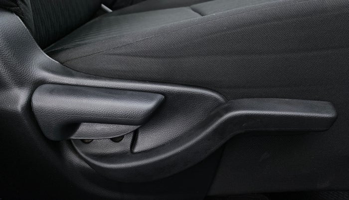 2018 Honda Brio 1.2 VX MT I VTEC, Petrol, Manual, 28,881 km, Driver Side Adjustment Panel