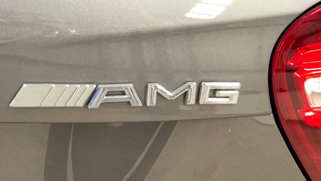 Badge (Boot Right Side)