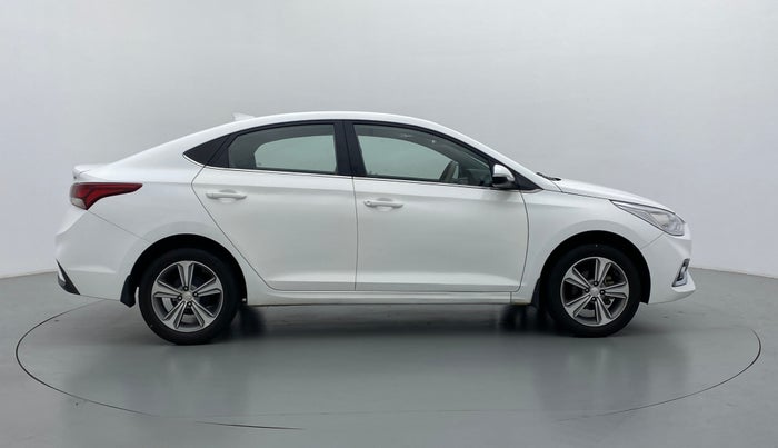 2017 Hyundai Verna 1.6 SX VTVT, Petrol, Manual, 10,705 km, Right Side View