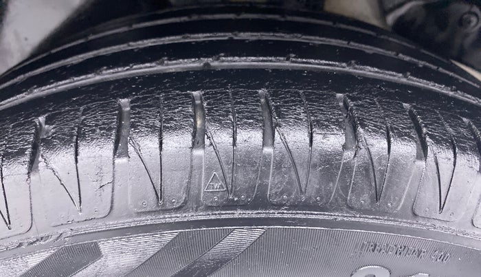 2018 Hyundai Creta 1.4 E PLUS CRDI, Diesel, Manual, 38,429 km, Left Rear Tyre Tread