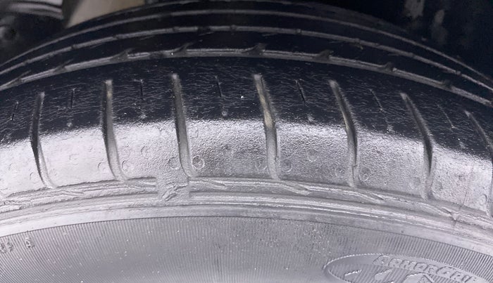2018 Hyundai Creta 1.4 E PLUS CRDI, Diesel, Manual, 38,429 km, Right Rear Tyre Tread