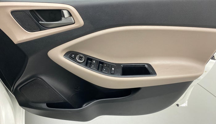 2016 Hyundai Elite i20 1.4 CRDI ASTA (O), Diesel, Manual, 91,513 km, Driver Side Door Panels Control