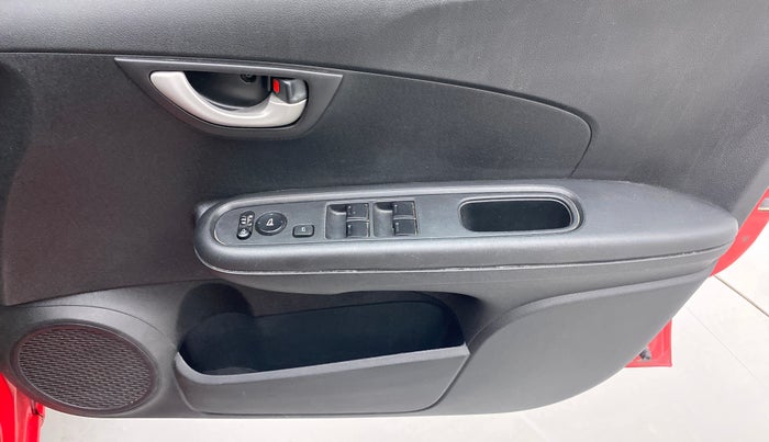 2017 Honda Brio VX AT, Petrol, Automatic, 55,259 km, Driver Side Door Panels Control