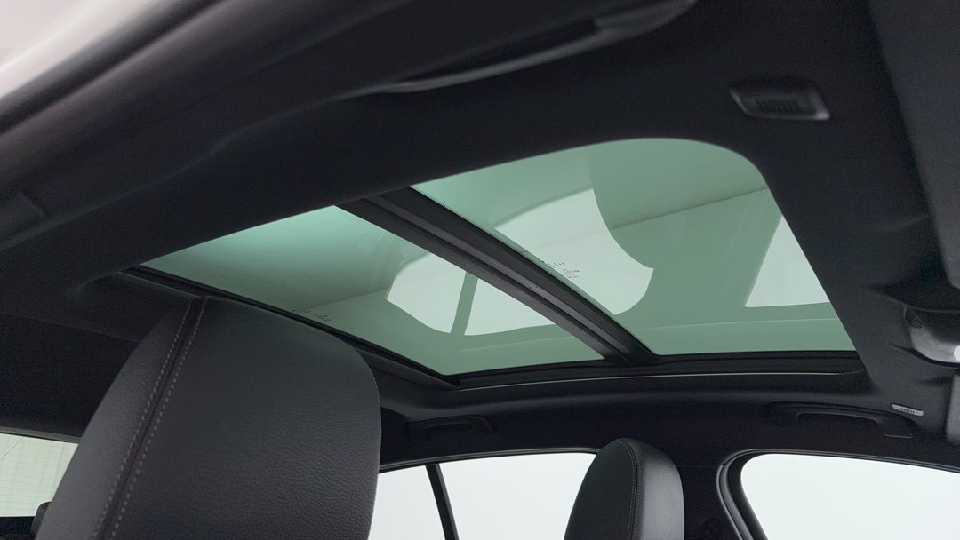 Interior Sunroof/Moonroof