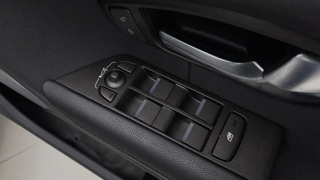 Drivers Side Door Panel Controls