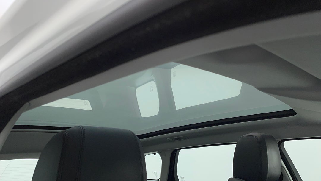 Interior Sunroof/Moonroof