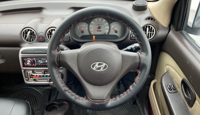 2011 Hyundai Santro Xing GL PLUS, Petrol, Manual, 51,366 km, Steering Wheel Close Up