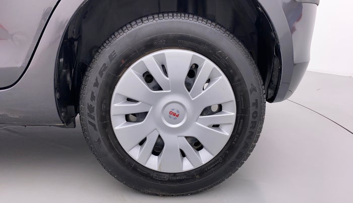 2017 Maruti Swift VXI D, Petrol, Manual, 50,772 km, Left Rear Wheel