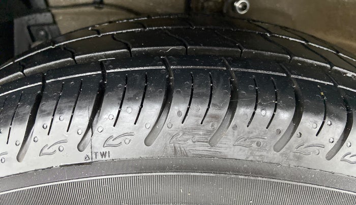 2014 Maruti Swift Dzire ZXI 1.2 BS IV, Petrol, Manual, 89,211 km, Left Front Tyre Tread