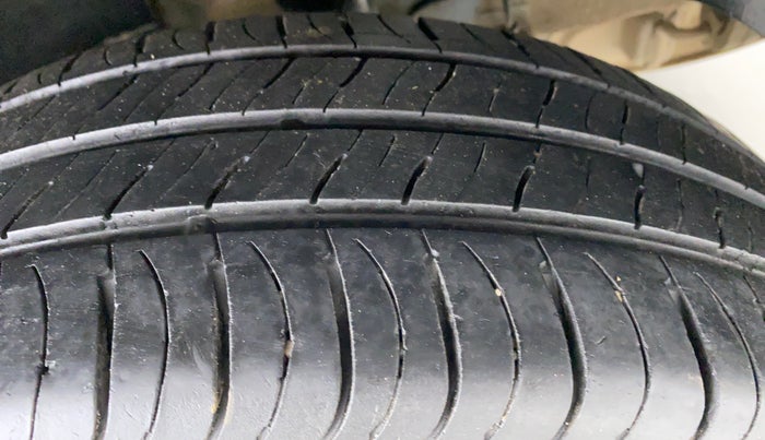 2020 KIA SELTOS HTK PLUS AT 1.5 DIESEL, Diesel, Automatic, 41,905 km, Left Rear Tyre Tread
