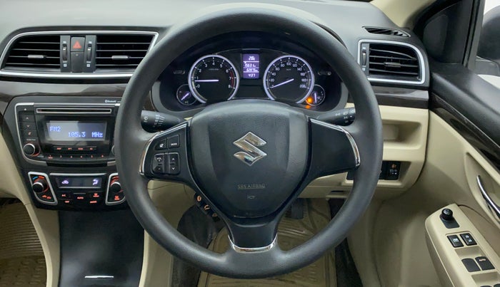 2017 Maruti Ciaz VXI PLUS, Petrol, Manual, 63,181 km, Steering Wheel Close Up