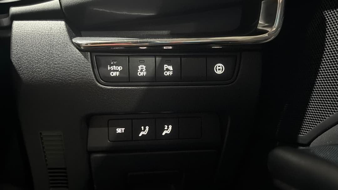 2019 Mazda Mazda3 G20 Touring, Automatic, 130672 km, Utility Switches/Buttons