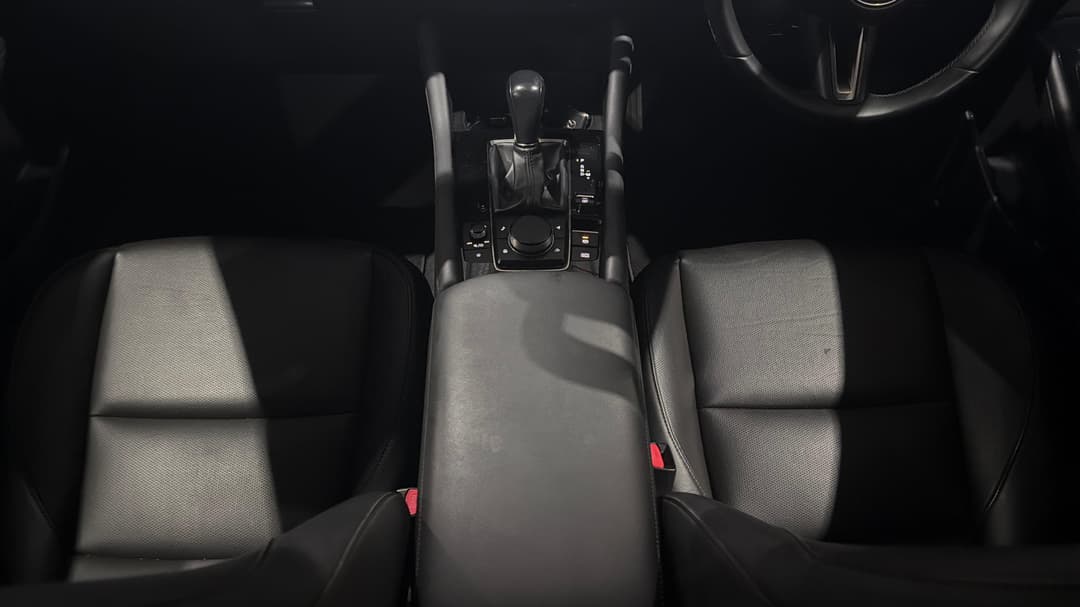 2019 Mazda Mazda3 G20 Touring, Automatic, 130672 km, Center Console