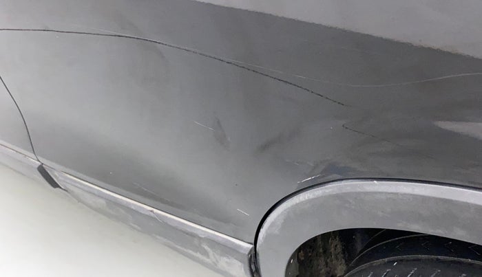 2019 Mahindra XUV300 W6 1.5 DIESEL, Diesel, Manual, 42,027 km, Rear left door - Minor scratches