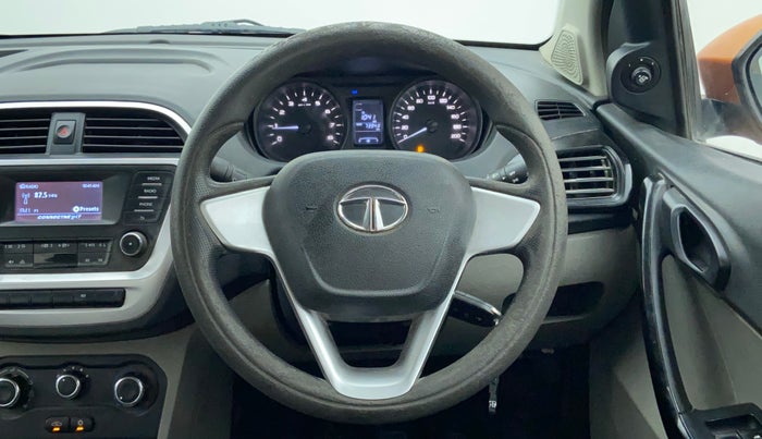 2017 Tata Tiago XT 1.2 REVOTRON, Petrol, Manual, 73,948 km, Steering Wheel Close Up
