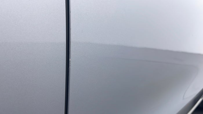AUDI A8-Door Exterior RHS Front Scratch